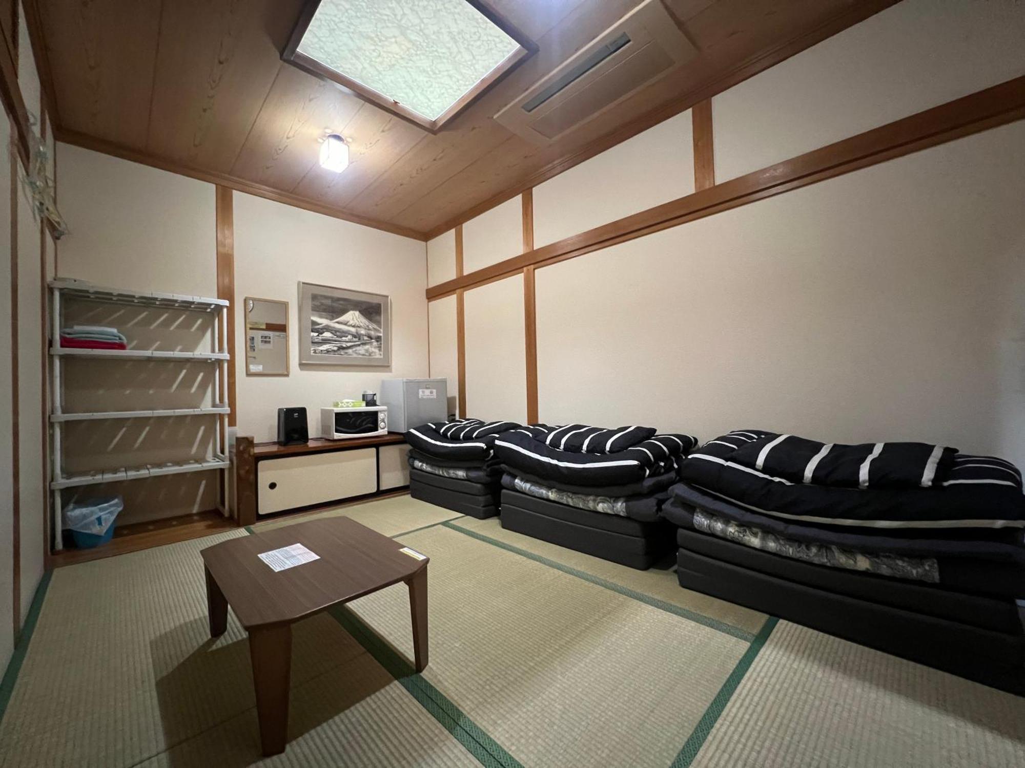 Mt Fuji Hostel Michael'S Fujiyoshida Eksteriør billede