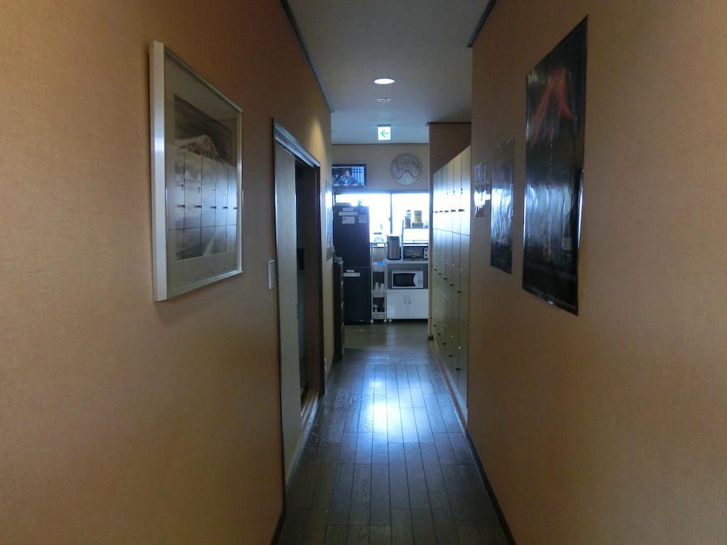Mt Fuji Hostel Michael'S Fujiyoshida Eksteriør billede